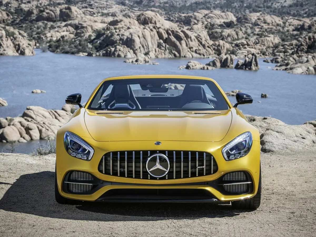 Mercedes-Benz AMG GT I Рестайлинг Родстер — сүрөт 3