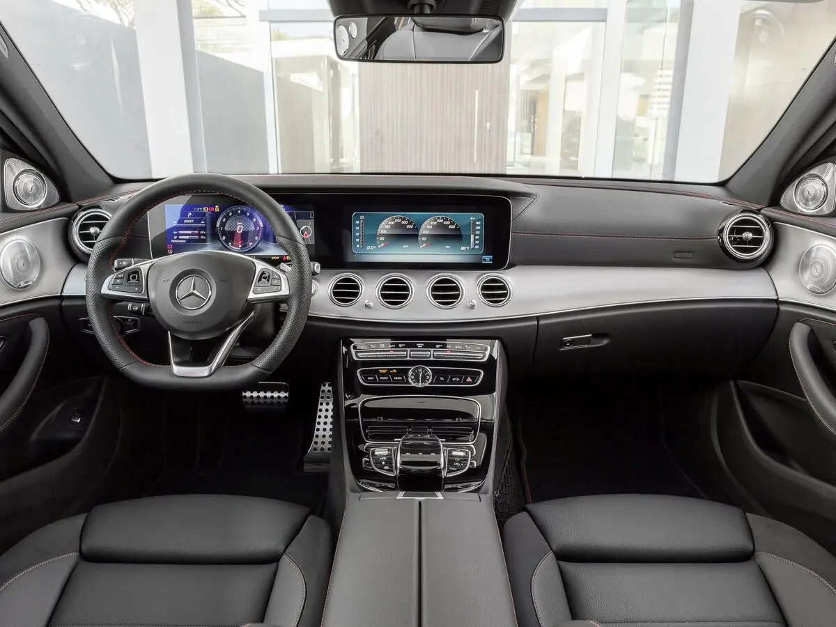 Mercedes-Benz E-Класс AMG V (W213) Седан — фото 6