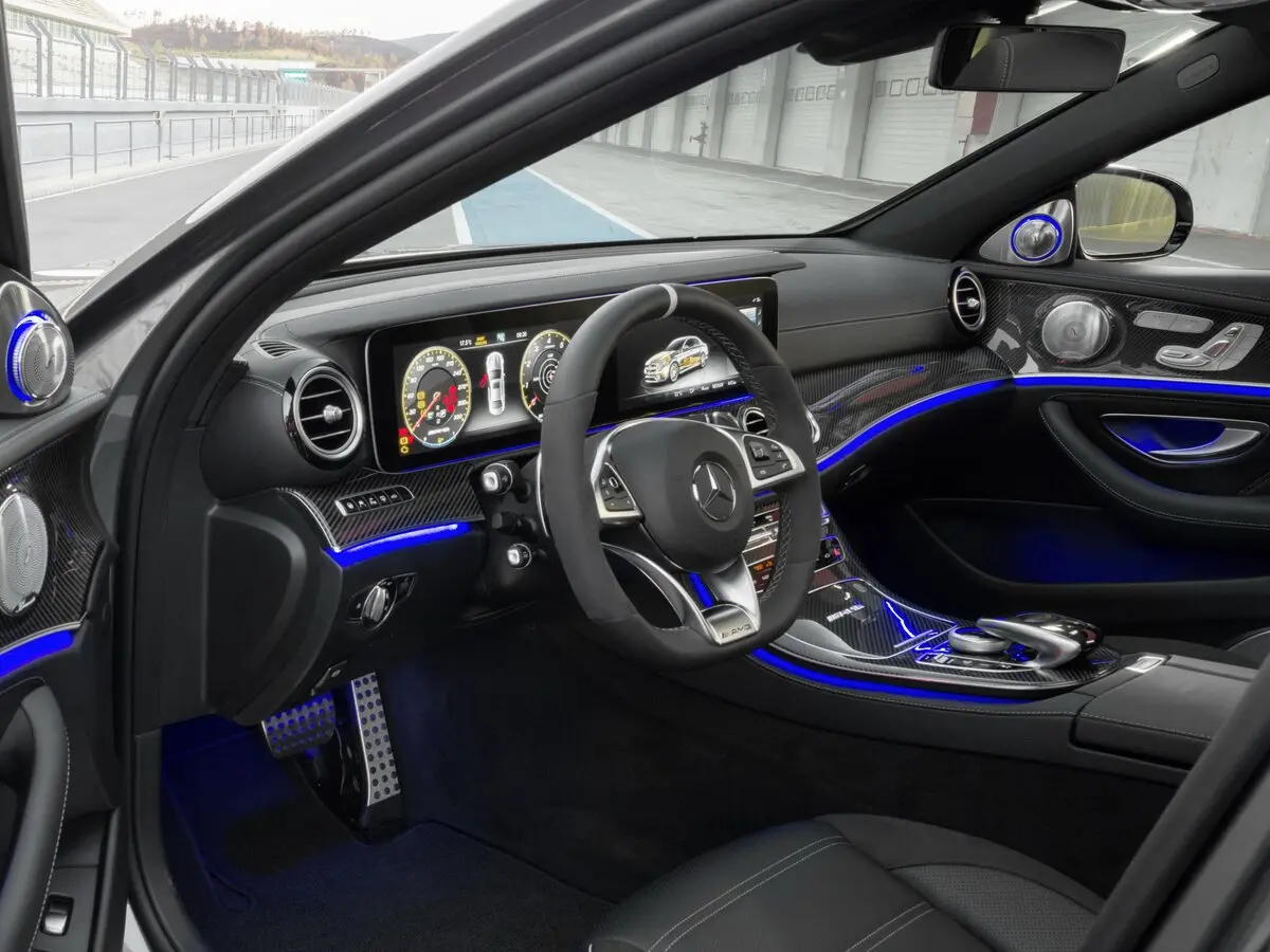 Mercedes-Benz E-Класс AMG V (W213) Седан — фото 8