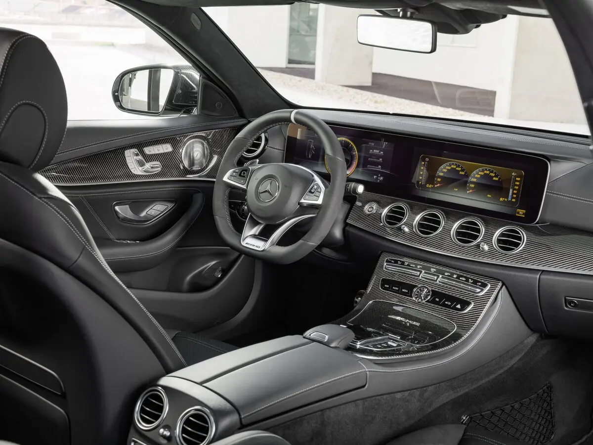 Mercedes-Benz E-Класс AMG V (W213) Универсал 5 дв. — фото 7