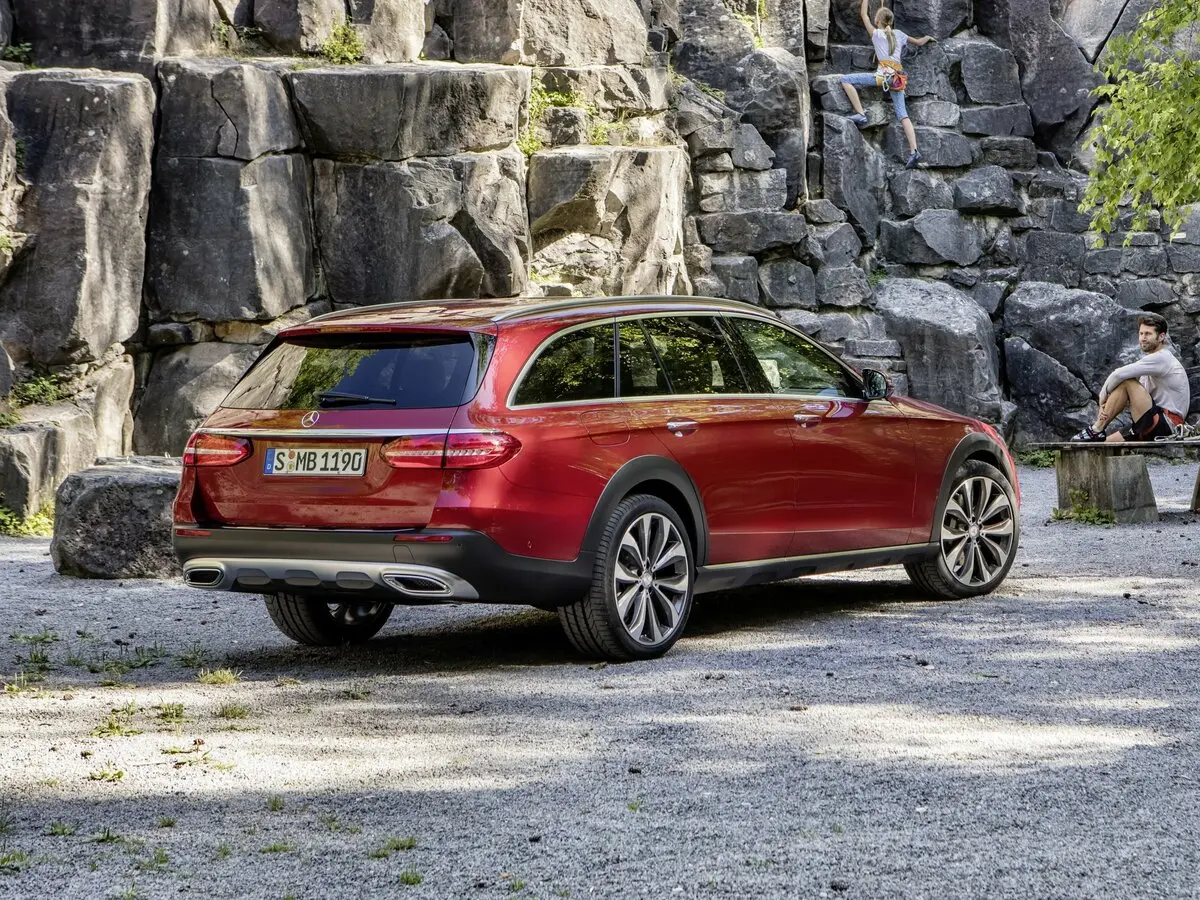 Mercedes-Benz E-Класс V (W213, S213, C238) Универсал 5 дв. All-Terrain — фото 5