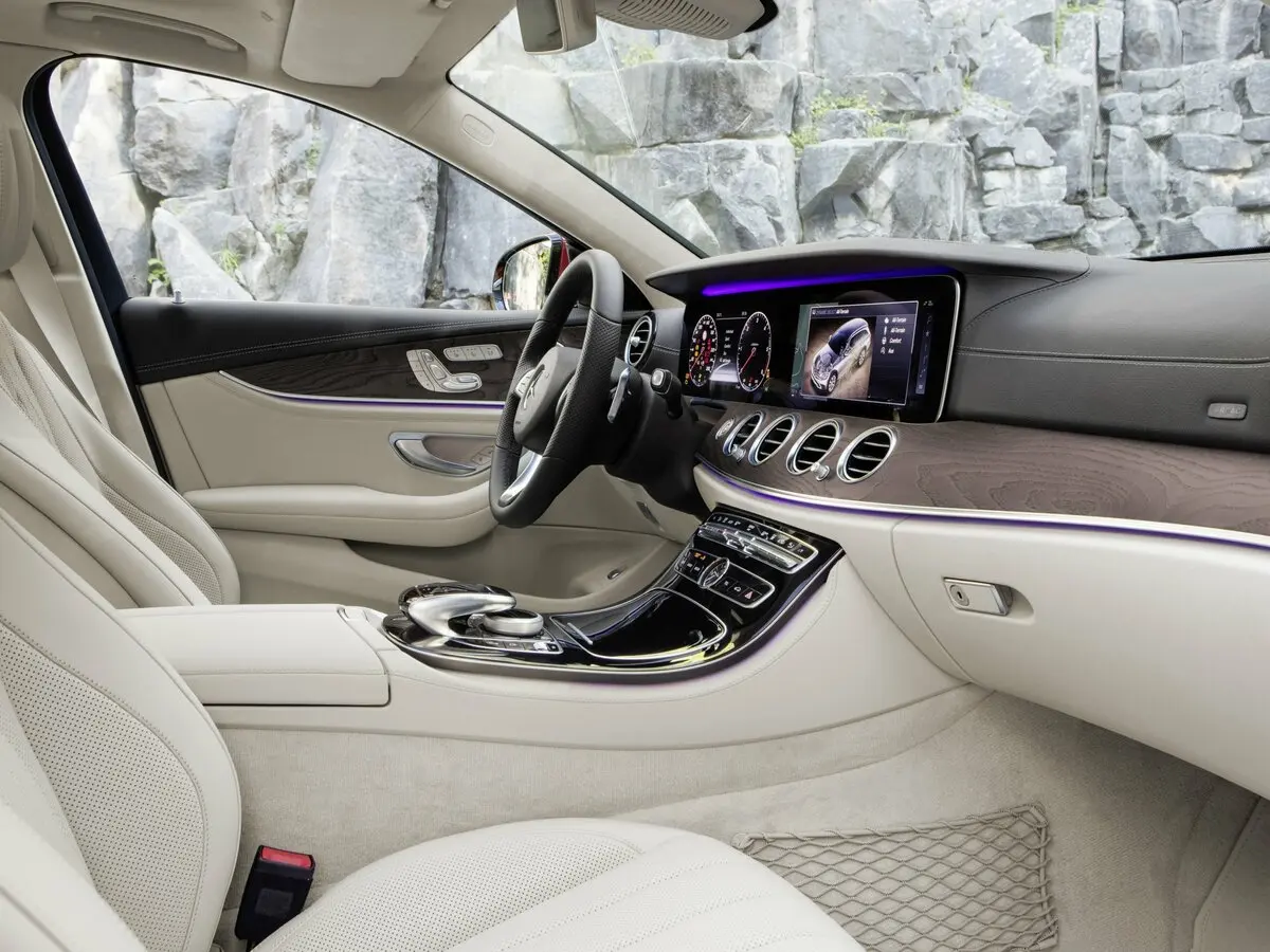 Mercedes-Benz E-Класс V (W213, S213, C238) Универсал 5 дв. All-Terrain — фото 7