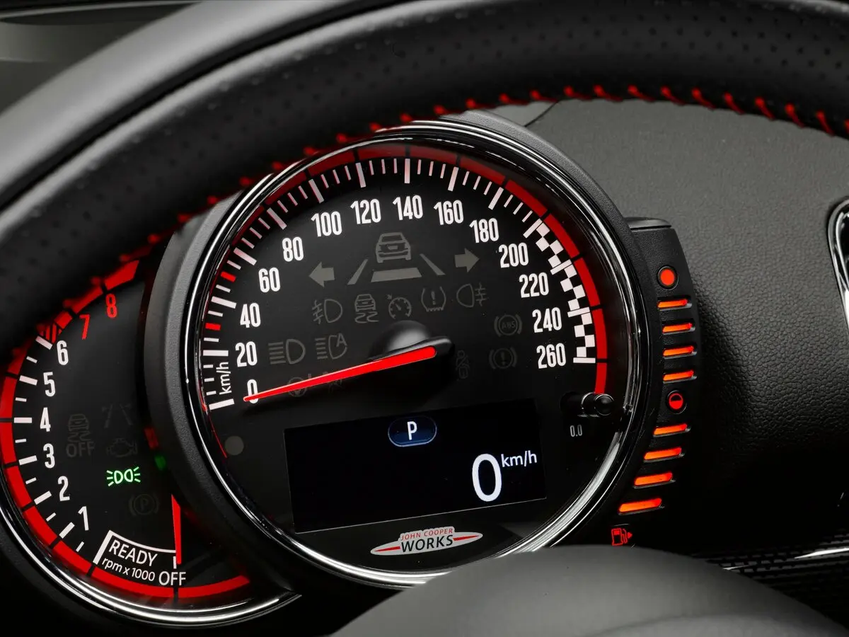 Mini Clubman II Универсал 5 дв. JCW — фото 6