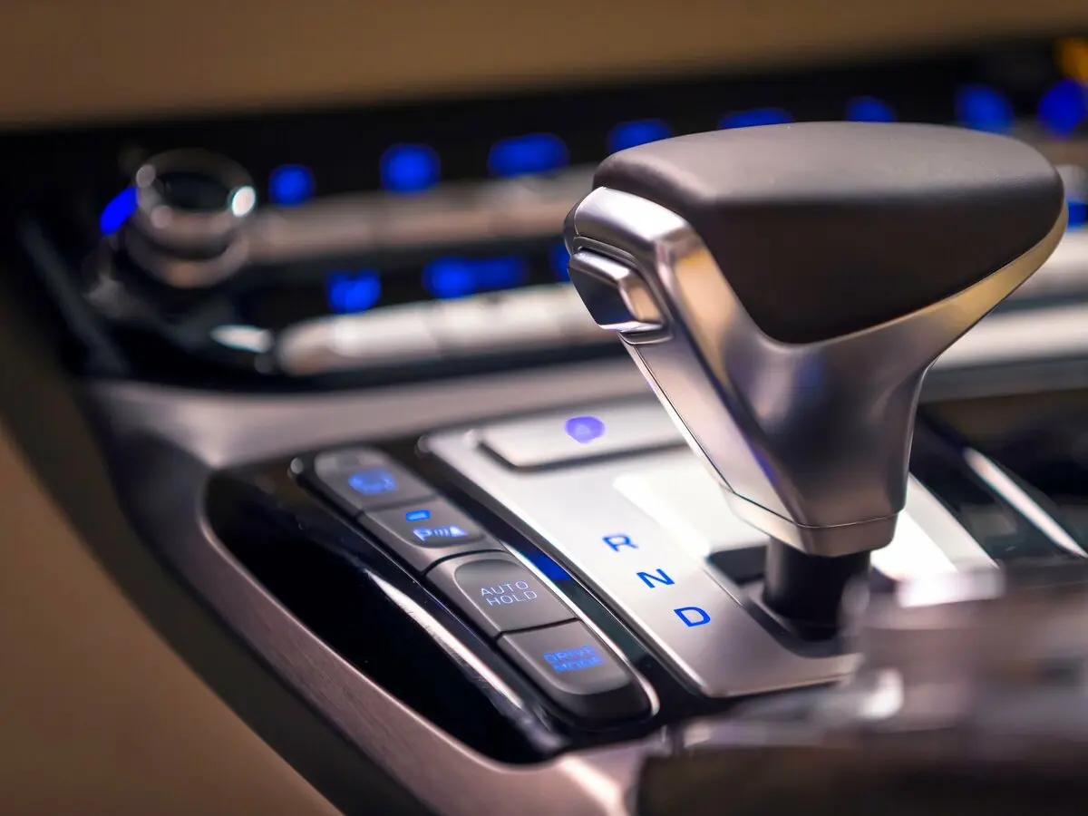 Genesis G90 I Седан — сүрөт 13