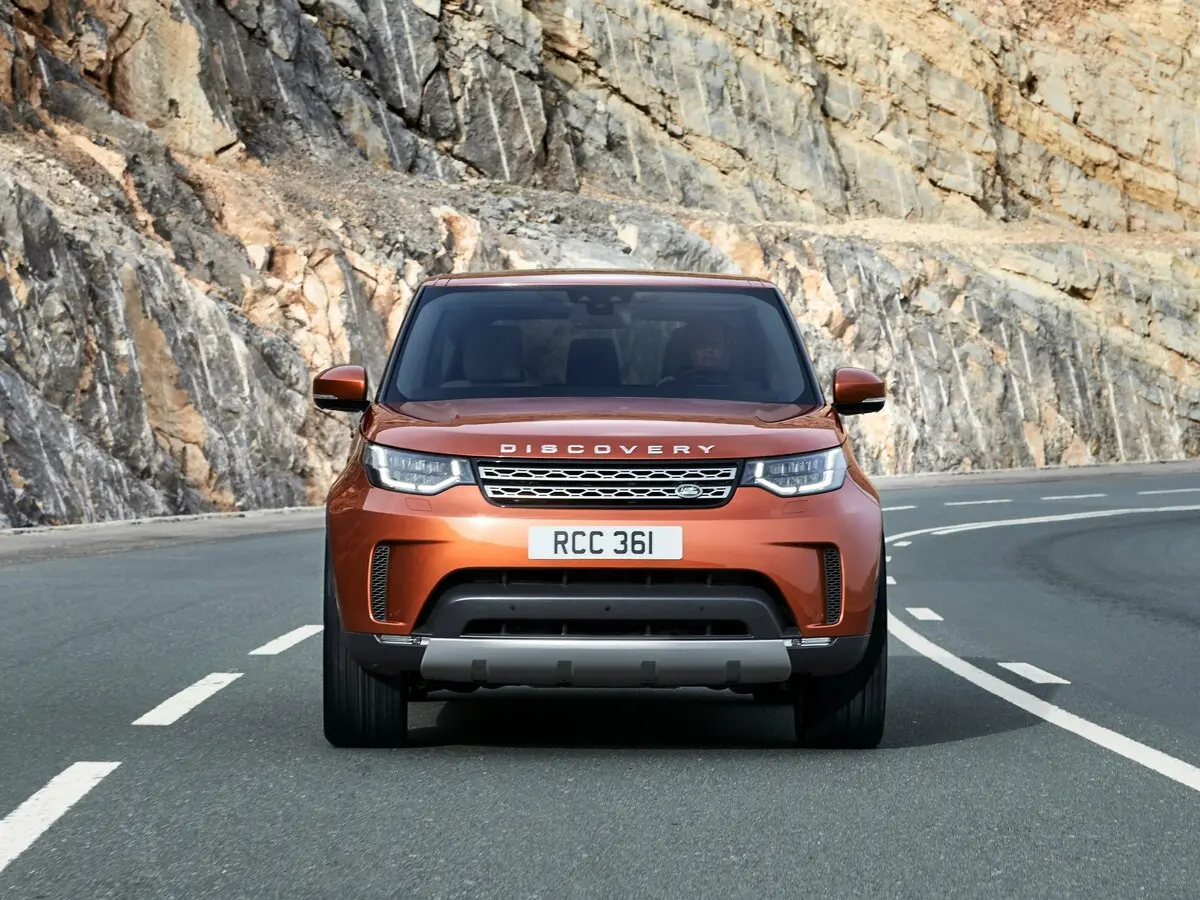 Land Rover Discovery V Внедорожник 5 дв. — фото 3