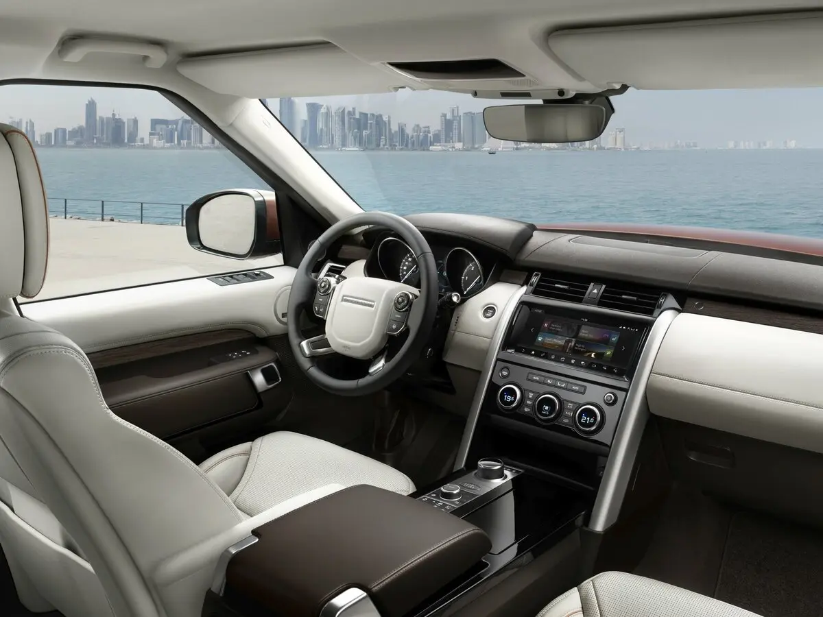 Land Rover Discovery V Внедорожник 5 дв. — фото 6