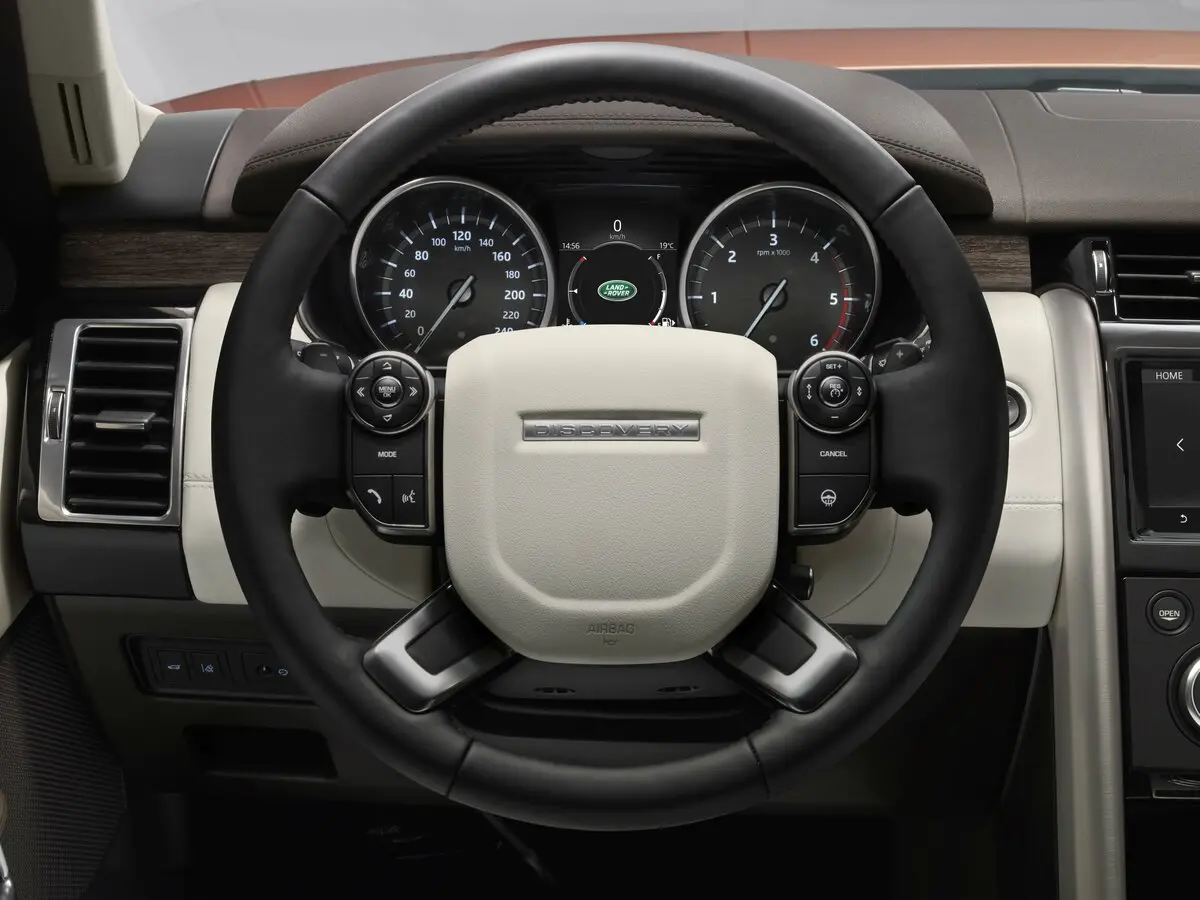 Land Rover Discovery V Внедорожник 5 дв. — фото 7