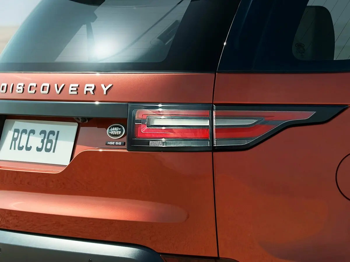 Land Rover Discovery V Внедорожник 5 дв. — фото 14