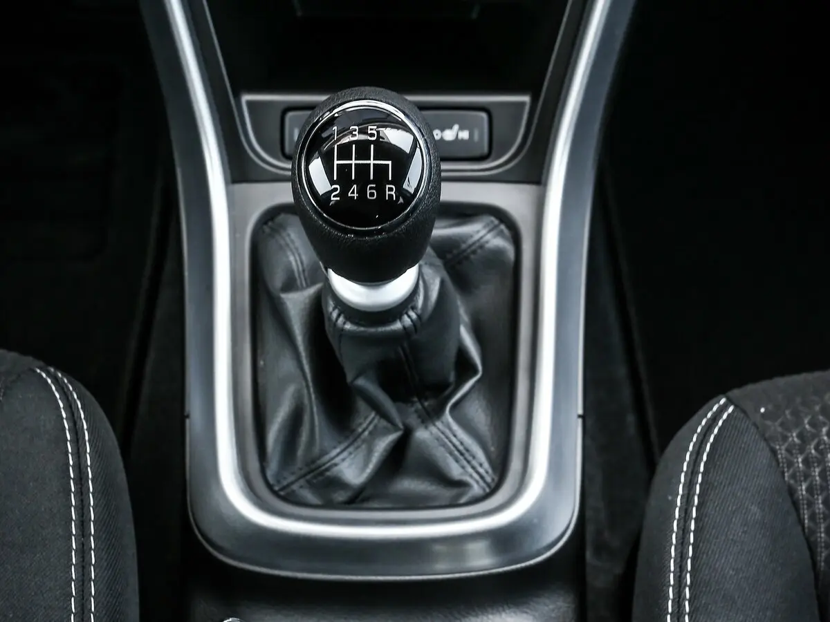 Suzuki SX4 II (S-Cross) Рестайлинг Хэтчбек 5 дв. — сүрөт 11