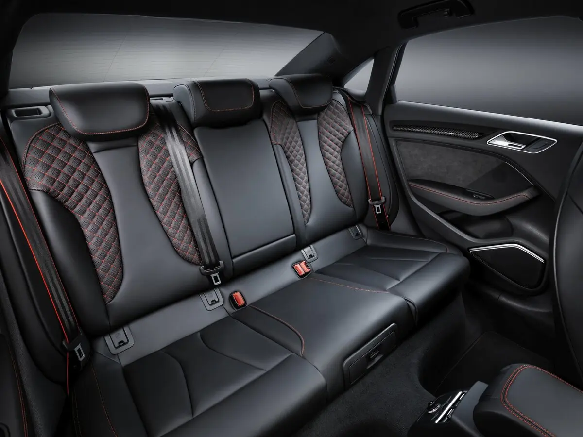 Audi RS 3 II (8V) Рестайлинг Седан — сүрөт 10