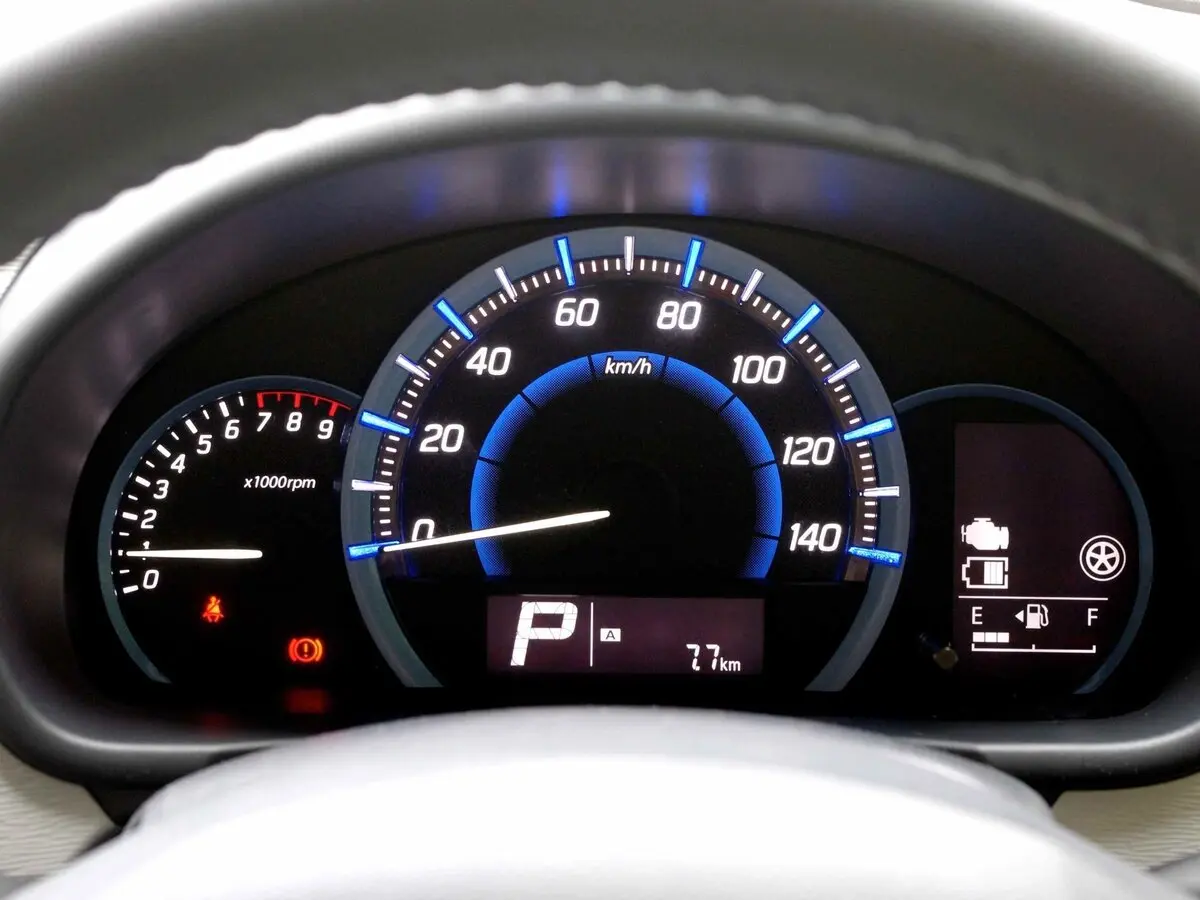 Suzuki Wagon R V Рестайлинг Хэтчбек 5 дв. — сүрөт 8