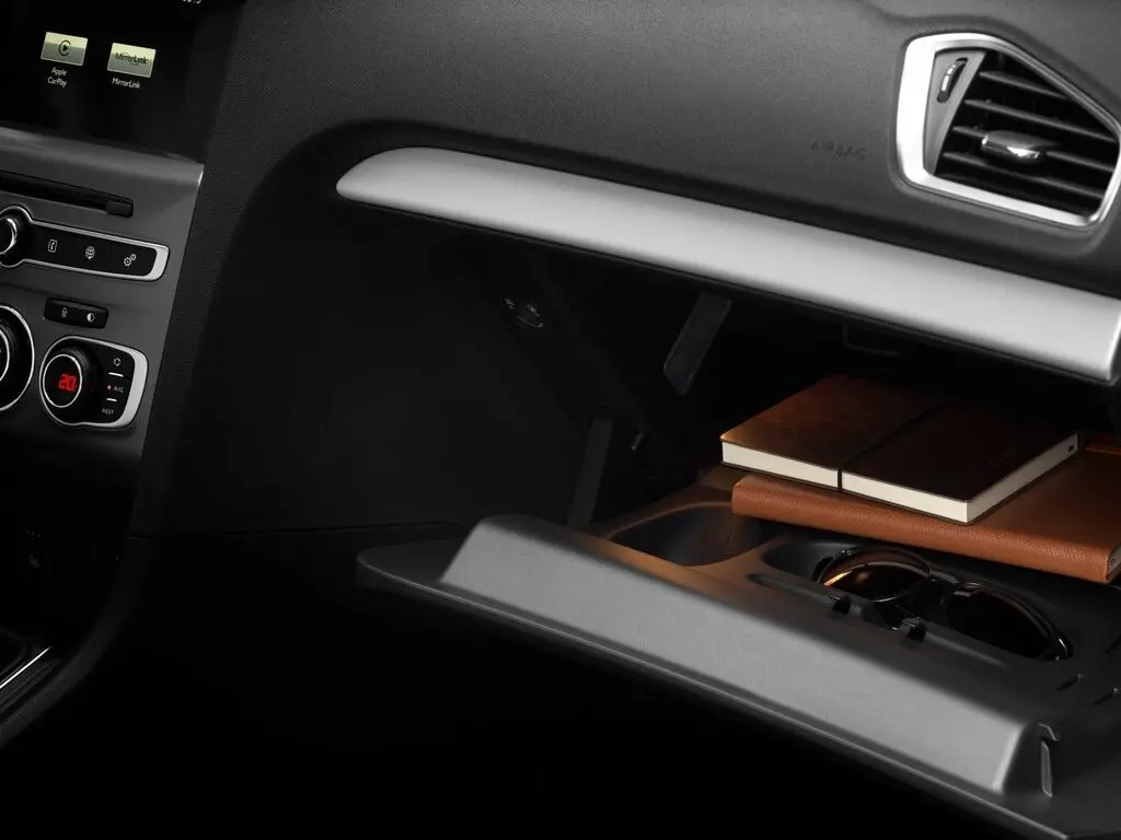 Citroen C4 II Рестайлинг Седан — photo 10