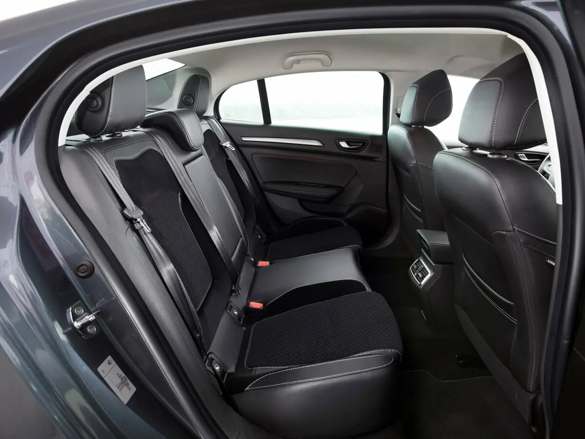 Renault Megane IV Седан — сүрөт 8