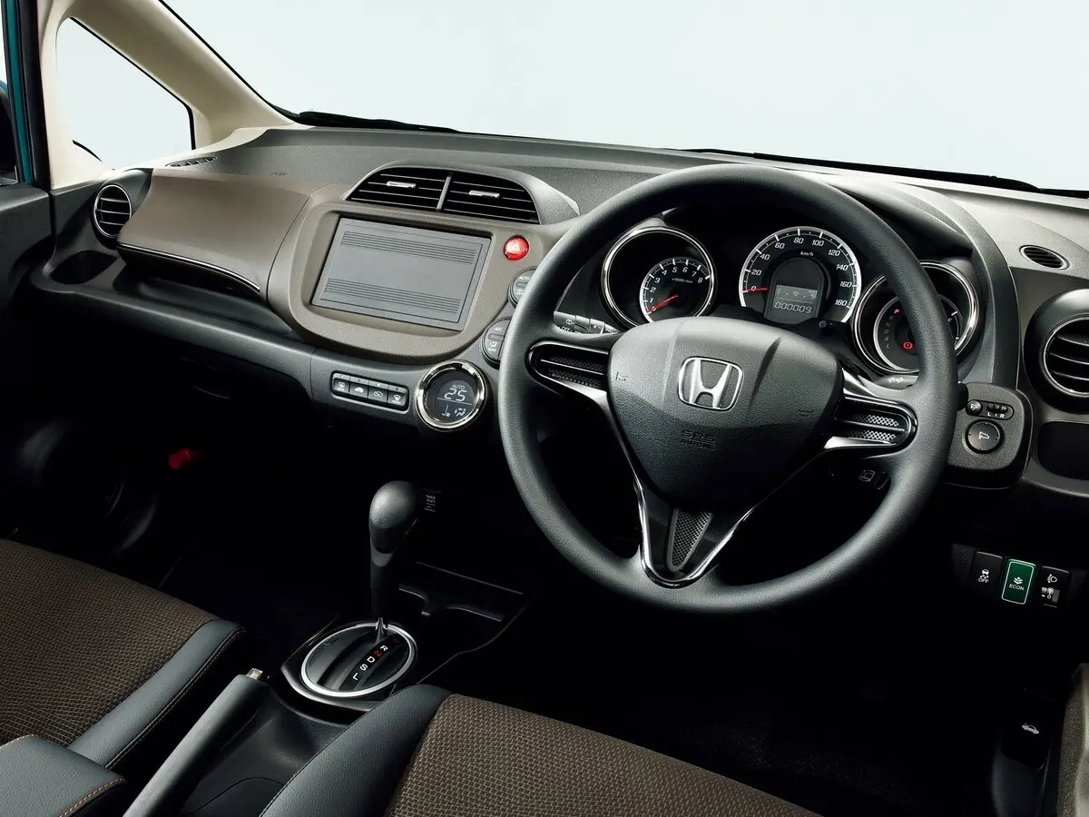 Honda Fit Shuttle I Универсал 5 дв. — сүрөт 5