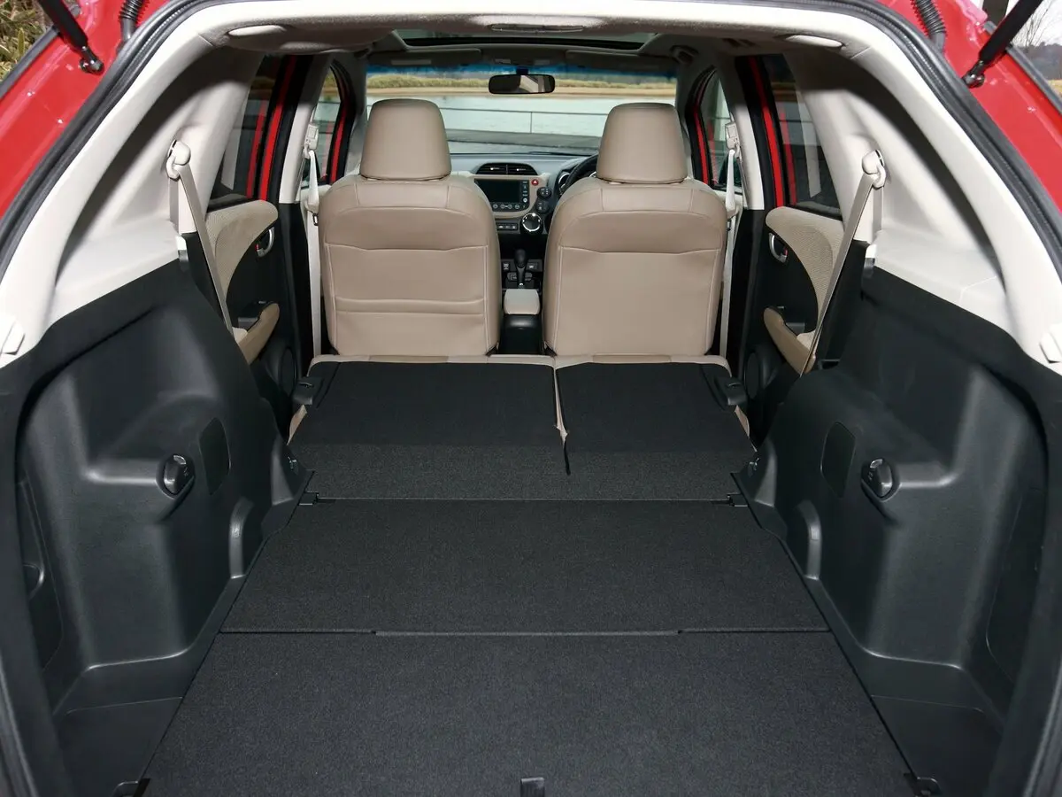 Honda Fit Shuttle I Универсал 5 дв. — сүрөт 9