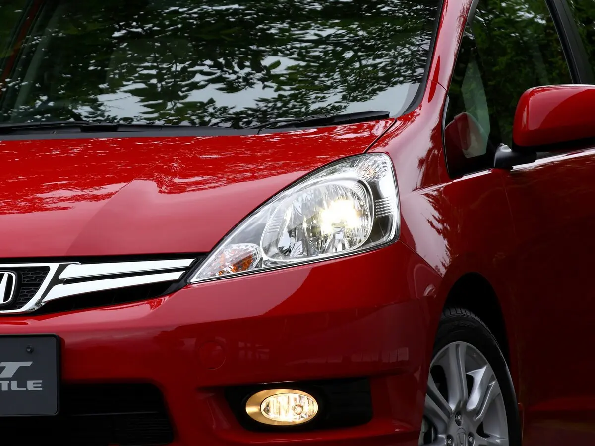 Honda Fit Shuttle I Универсал 5 дв. — сүрөт 10