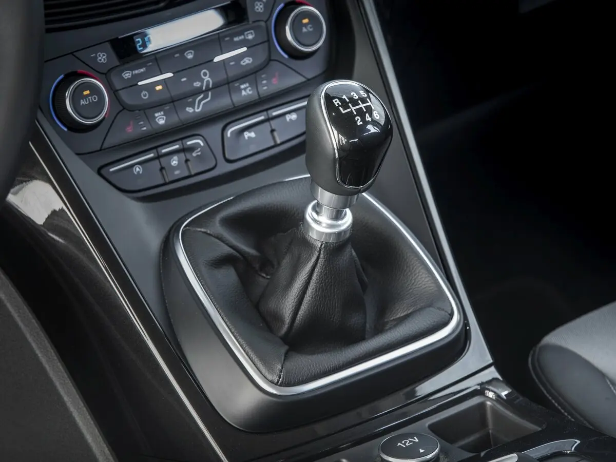 Ford Kuga II Рестайлинг Внедорожник 5 дв. — сүрөт 10