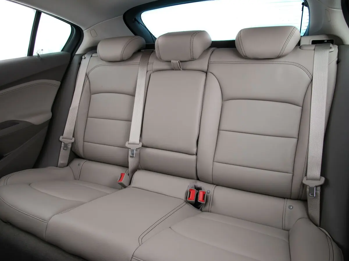 Chevrolet Cruze II Хэтчбек 5 дв. — сүрөт 11