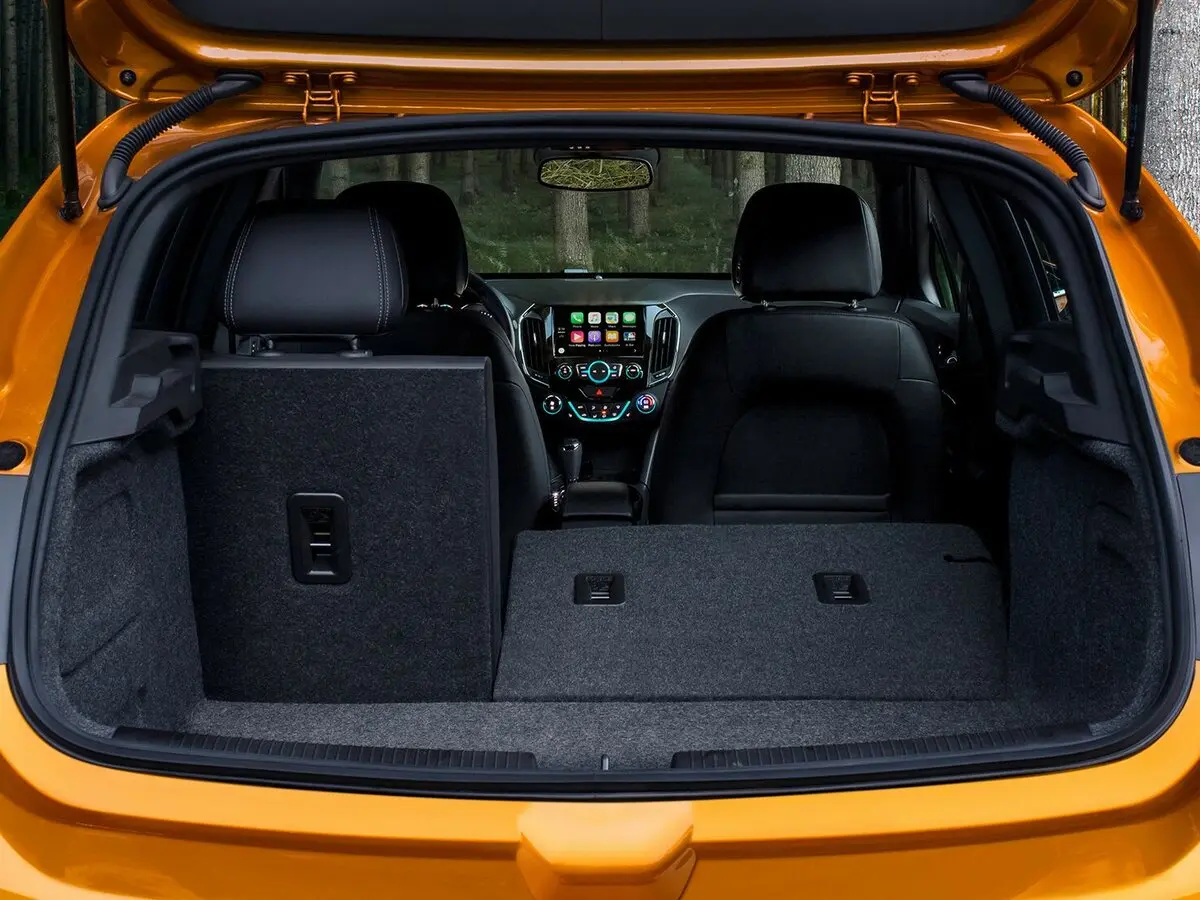 Chevrolet Cruze II Хэтчбек 5 дв. — сүрөт 14