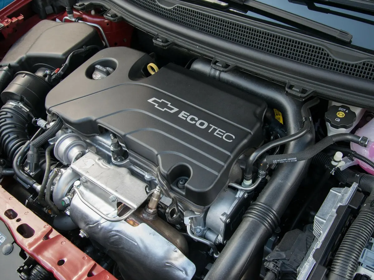 Chevrolet Cruze II Хэтчбек 5 дв. — сүрөт 17