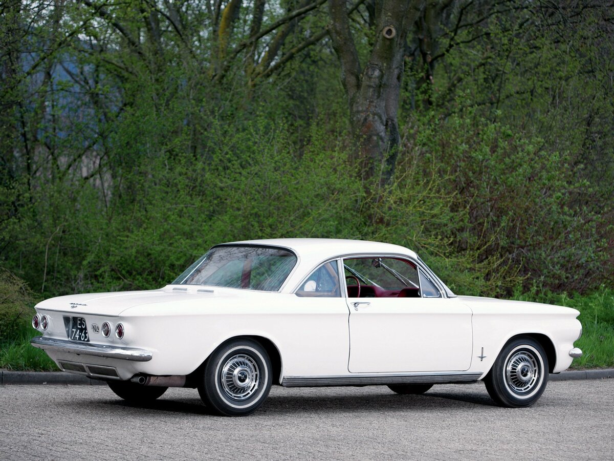 Chevrolet Corvair I Купе — фото 4
