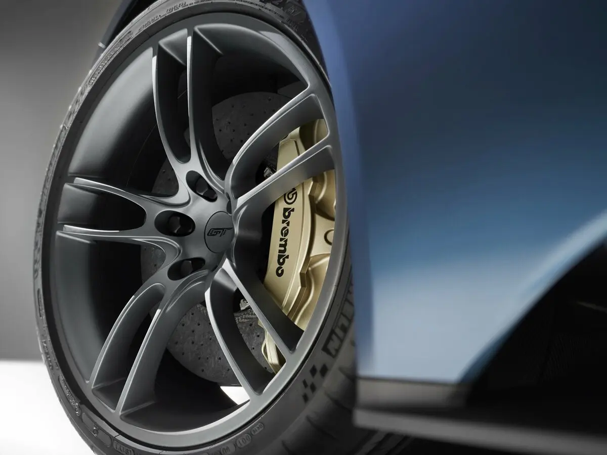 Ford GT II Купе — сүрөт 12