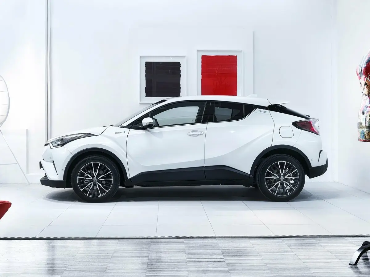 Toyota C-HR I Внедорожник 5 дв. — сүрөт 2