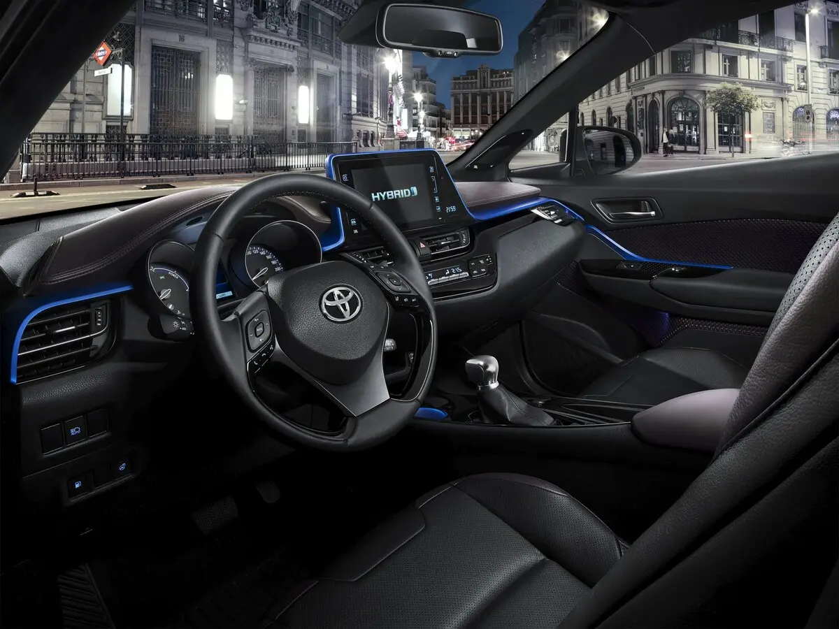 Toyota C-HR I Внедорожник 5 дв. — сүрөт 8