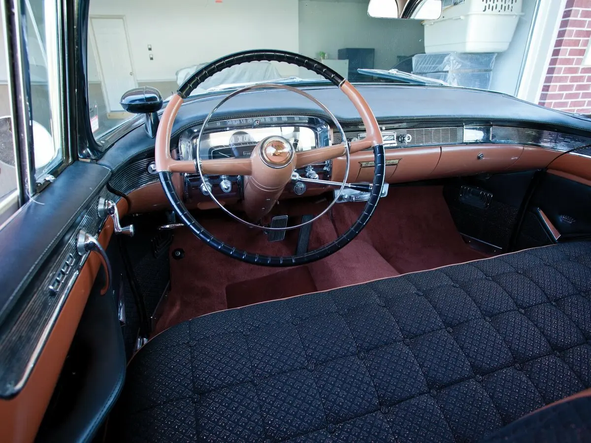 Cadillac Series 62 IV Купе-хардтоп — сүрөт 6