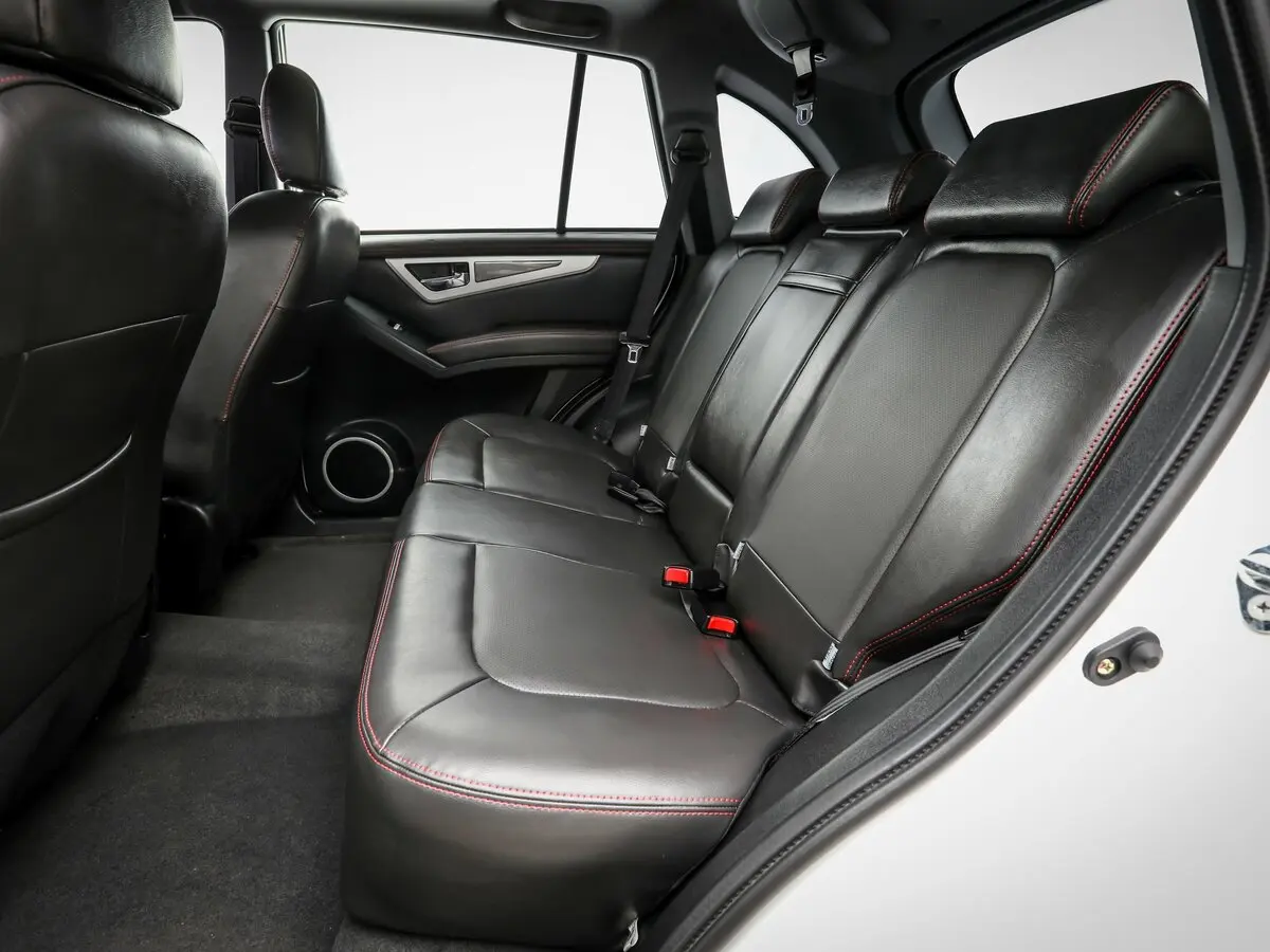 Lifan X60 I Рестайлинг 2 Внедорожник 5 дв. — 照片 10