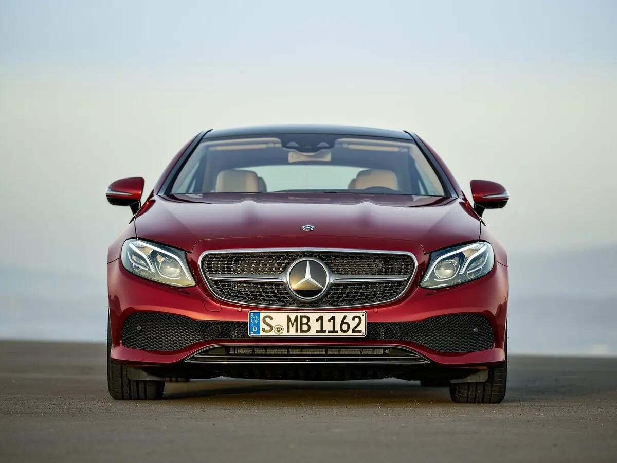 Mercedes-Benz E-Класс V (W213, S213, C238) Купе-хардтоп — фото 3