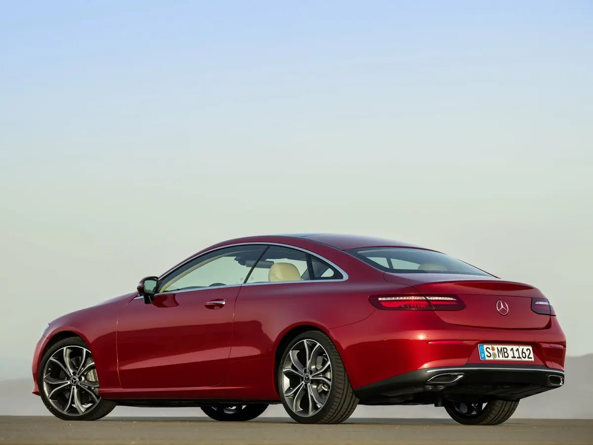 Mercedes-Benz E-Класс V (W213, S213, C238) Купе-хардтоп — фото 5
