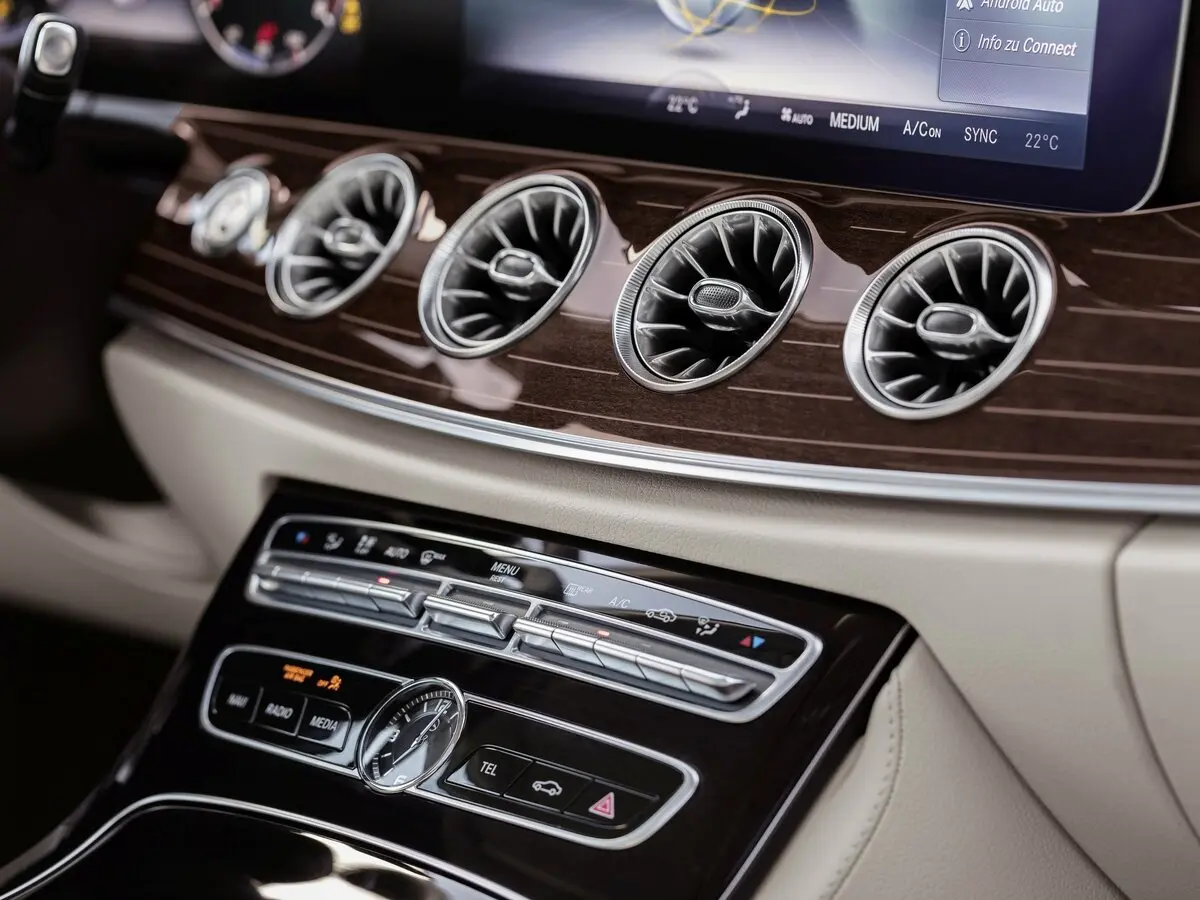 Mercedes-Benz E-Класс V (W213, S213, C238) Купе-хардтоп — фото 14