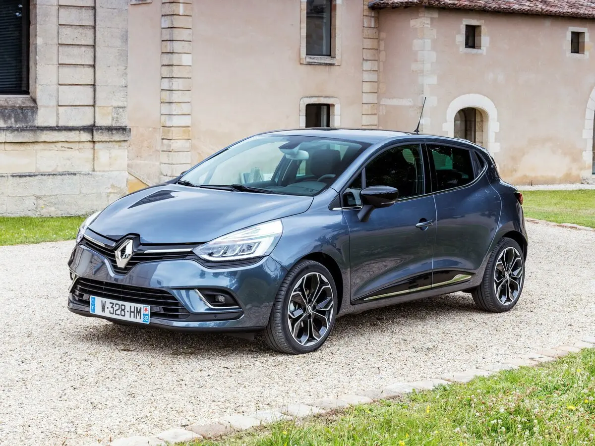 Renault Clio IV Рестайлинг Хэтчбек 5 дв.