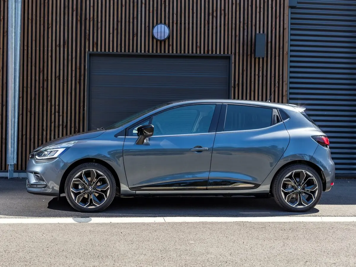 Renault Clio IV Рестайлинг Хэтчбек 5 дв. — 照片 2