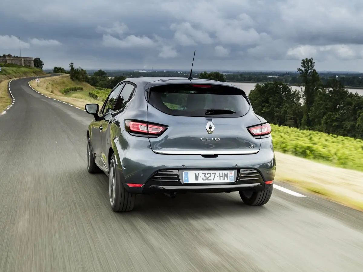 Renault Clio IV Рестайлинг Хэтчбек 5 дв. — 照片 4