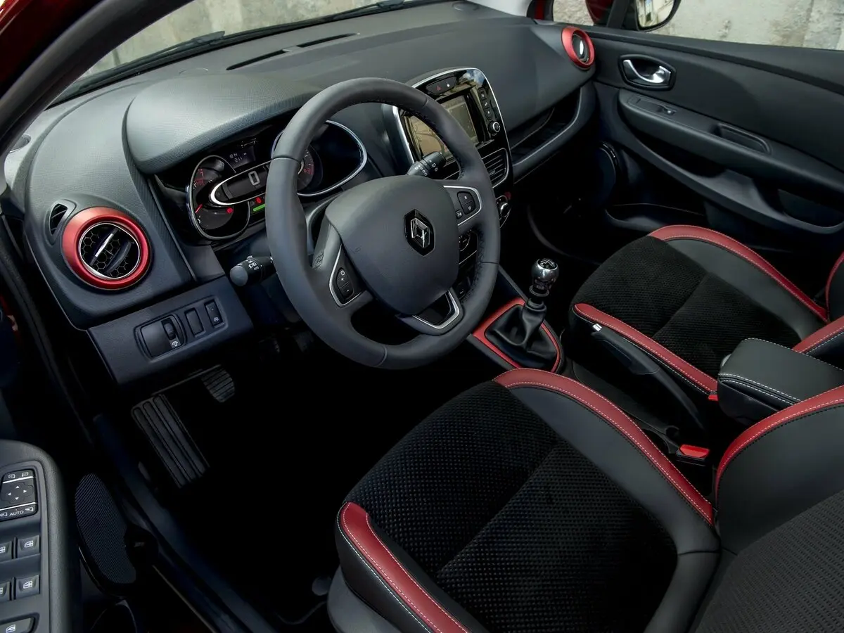 Renault Clio IV Рестайлинг Хэтчбек 5 дв. — 照片 7