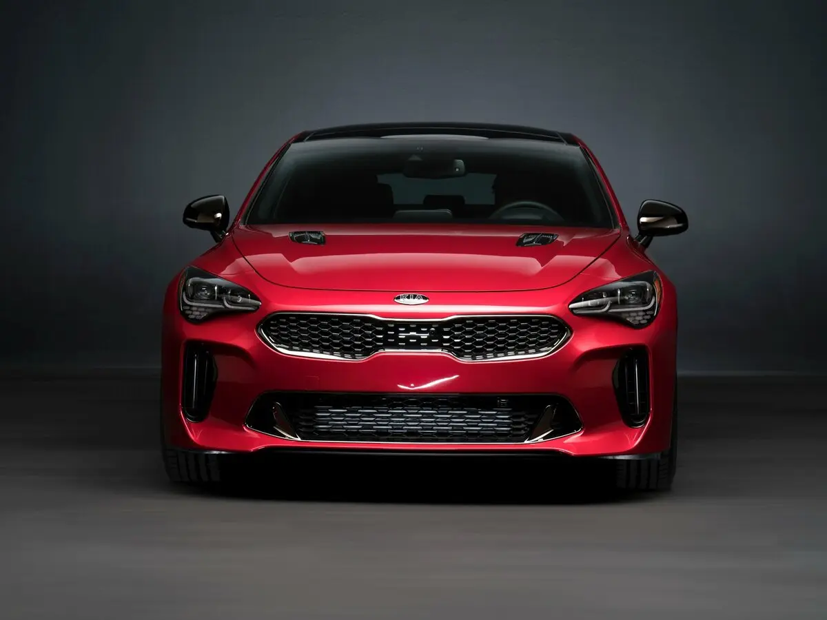 Kia Stinger I Лифтбек — фото 3