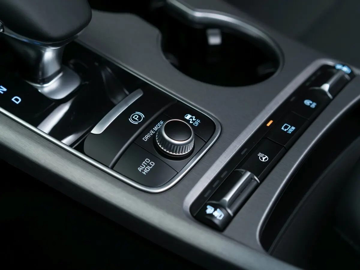 Kia Stinger I Лифтбек — фото 13