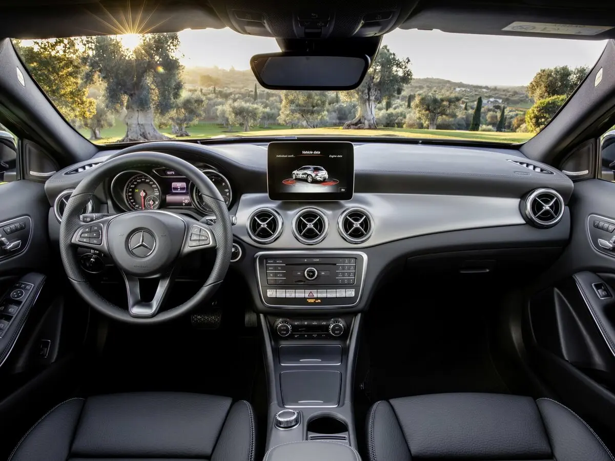 Mercedes-Benz GLA I (X156) Рестайлинг Внедорожник 5 дв. — photo 6