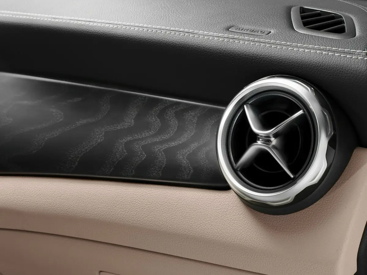 Mercedes-Benz GLA I (X156) Рестайлинг Внедорожник 5 дв. — photo 11