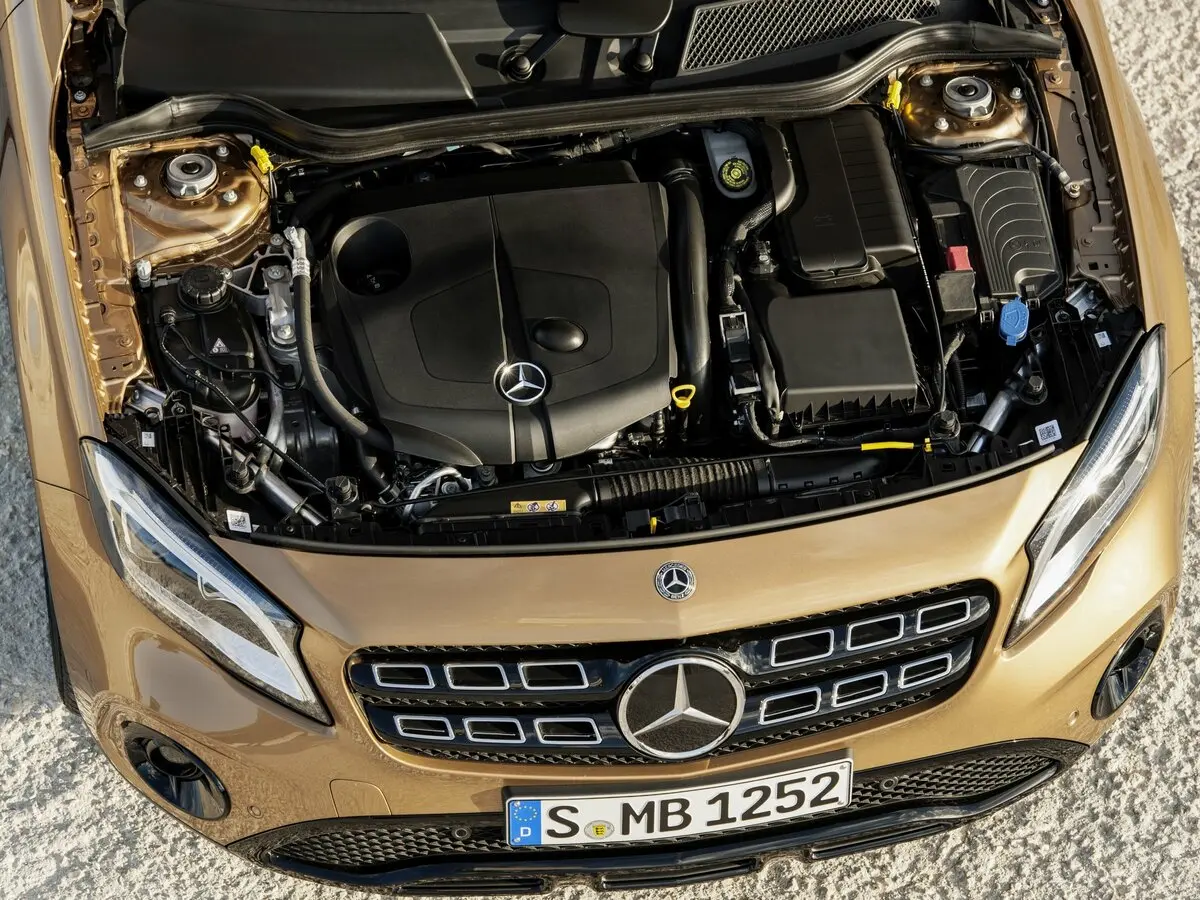 Mercedes-Benz GLA I (X156) Рестайлинг Внедорожник 5 дв. — photo 12
