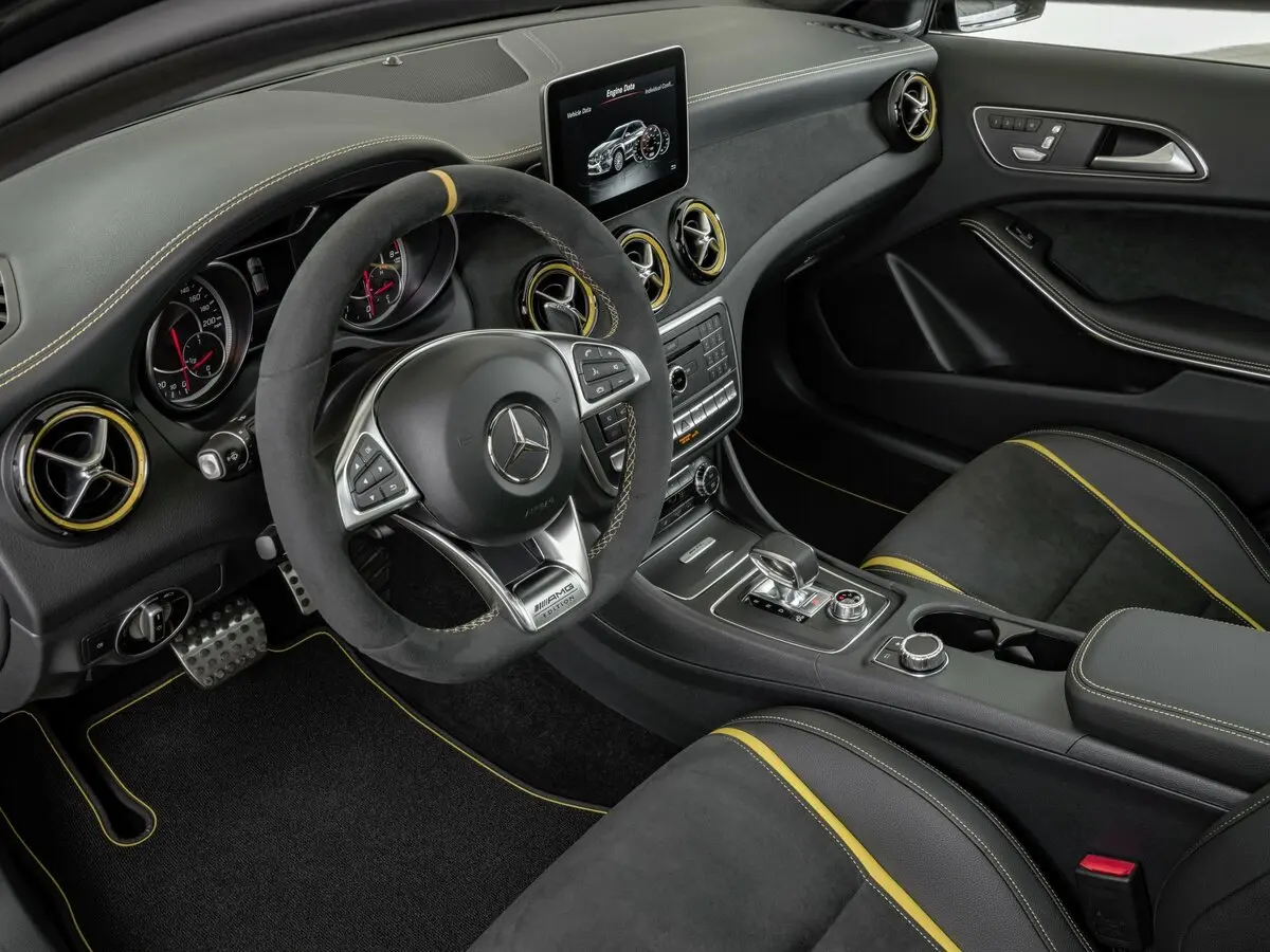 Mercedes-Benz GLA AMG I (X156) Рестайлинг Внедорожник 5 дв. — photo 8