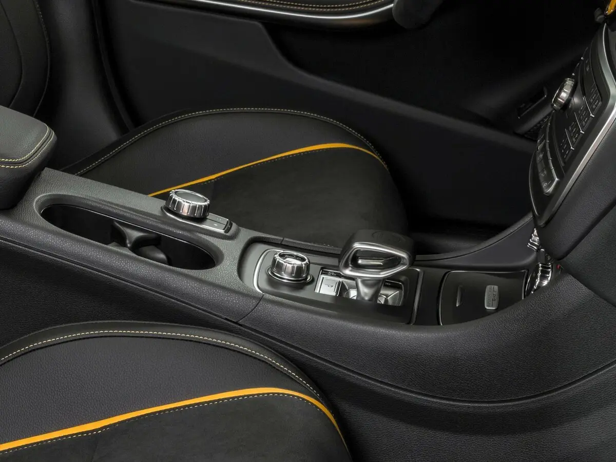 Mercedes-Benz GLA AMG I (X156) Рестайлинг Внедорожник 5 дв. — photo 9