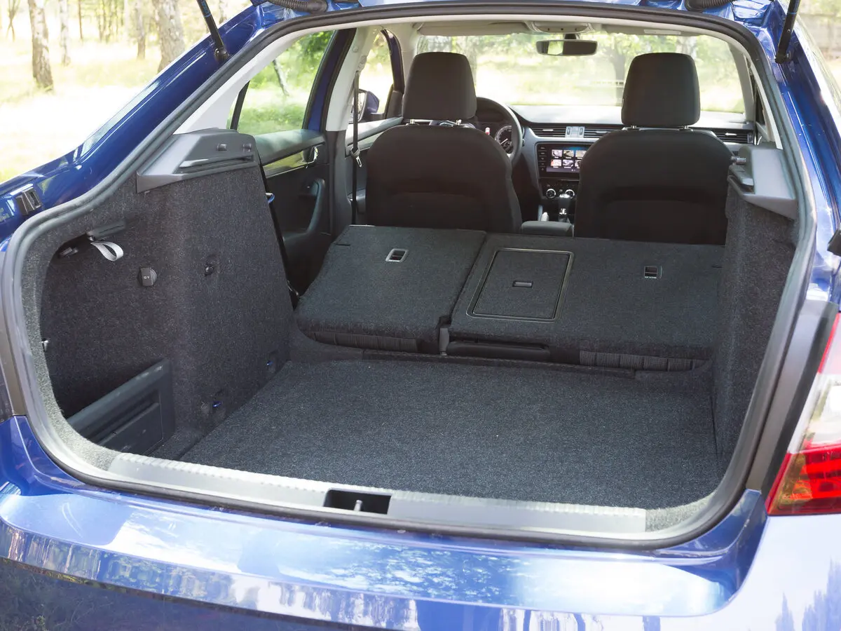 Skoda Octavia III (A7) Рестайлинг Лифтбек — сүрөт 24