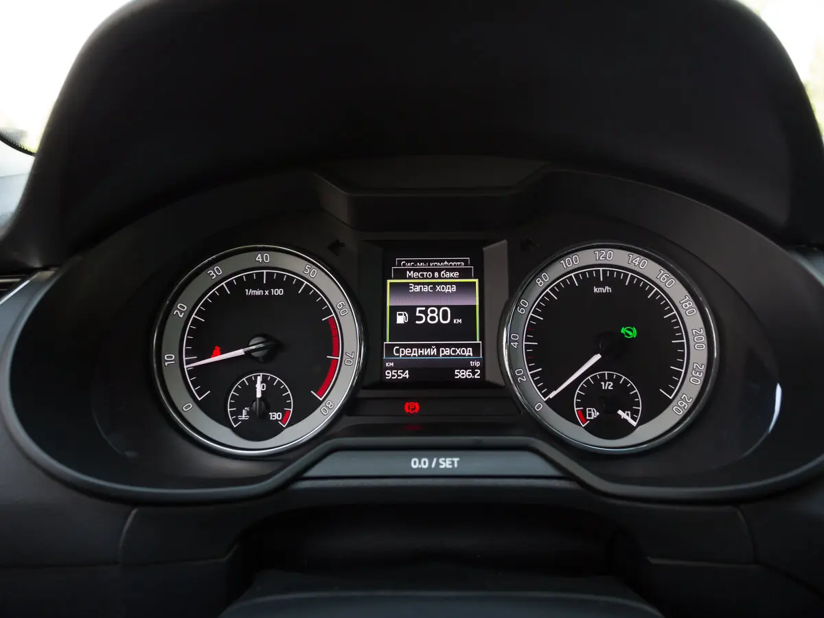 Skoda Octavia III (A7) Рестайлинг Лифтбек — сүрөт 27