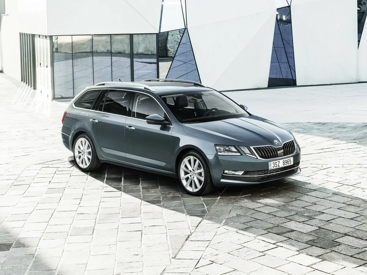 Skoda Octavia III (A7) Рестайлинг Универсал 5 дв.