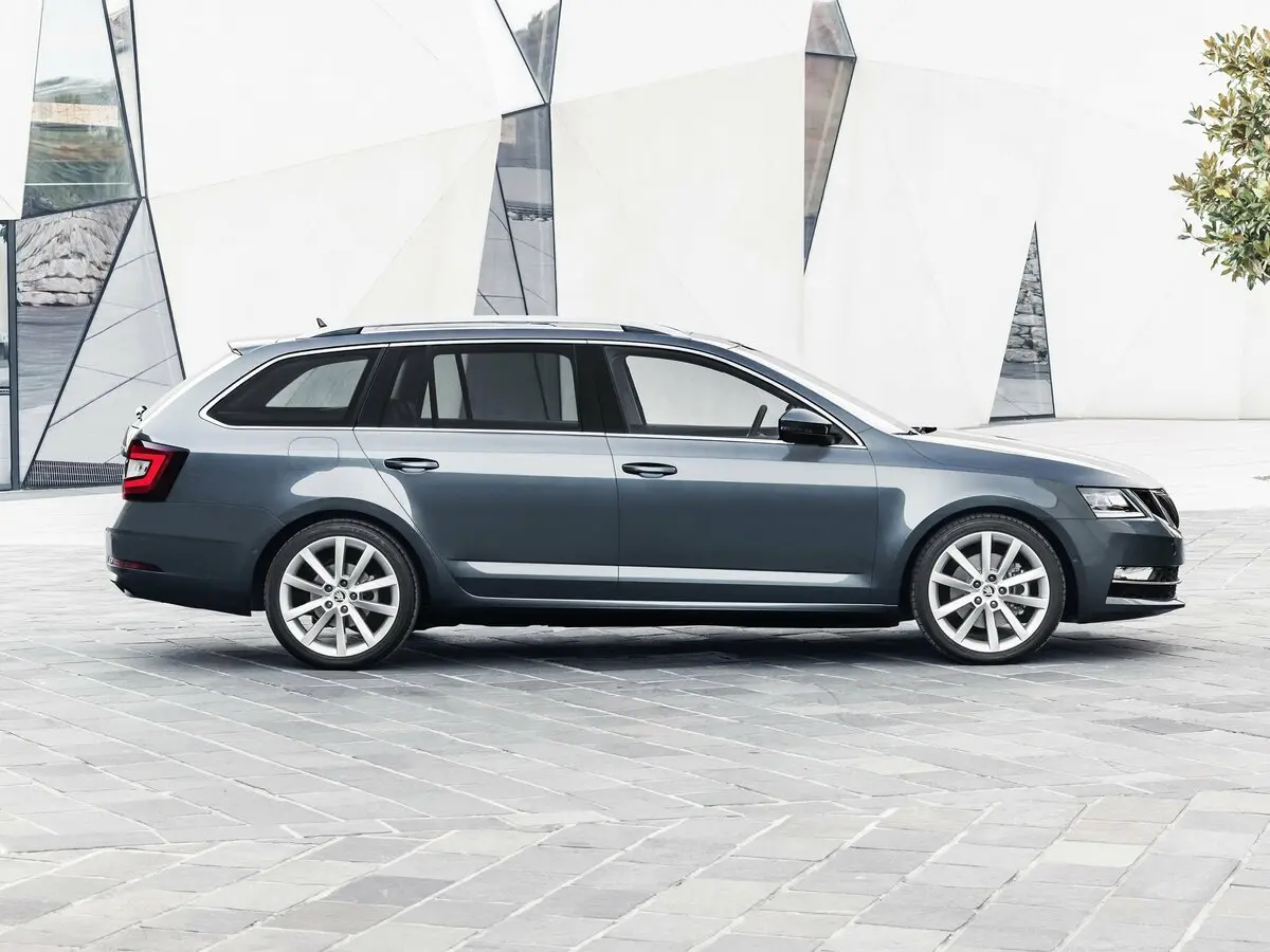 Skoda Octavia III (A7) Рестайлинг Универсал 5 дв. — сүрөт 2
