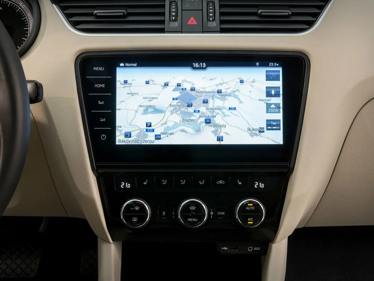 Skoda Octavia III (A7) Рестайлинг Универсал 5 дв. — сүрөт 11