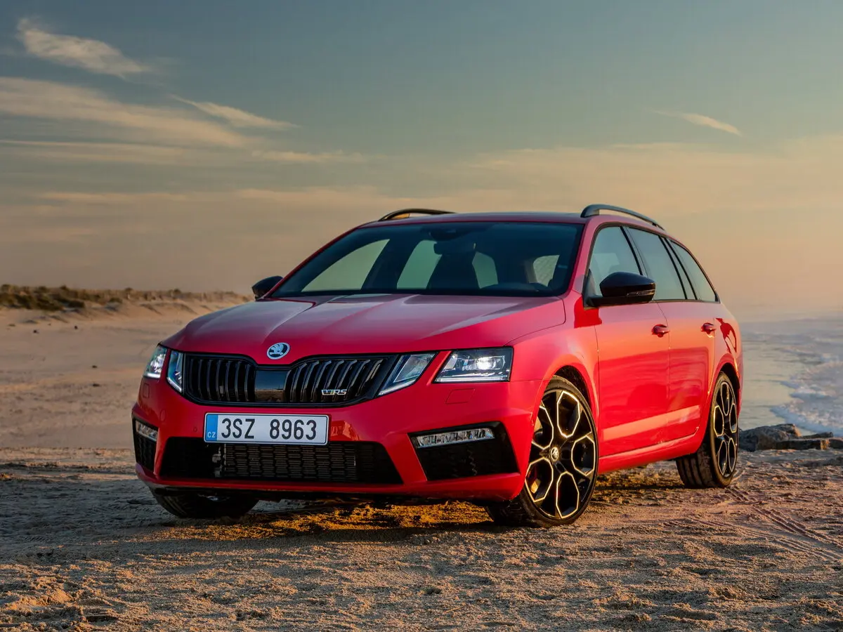 Skoda Octavia RS III Рестайлинг Универсал 5 дв.